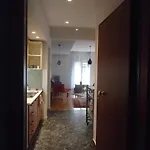 Spacious 3bd Flat Next To The Center