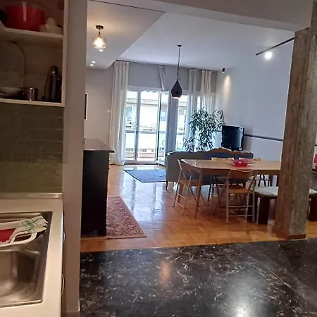 Spacious 3bd Flat Next To The Center Apartman Szaloniki