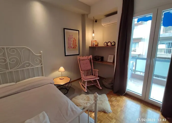 Spacious 3bd Flat Next To The Center *