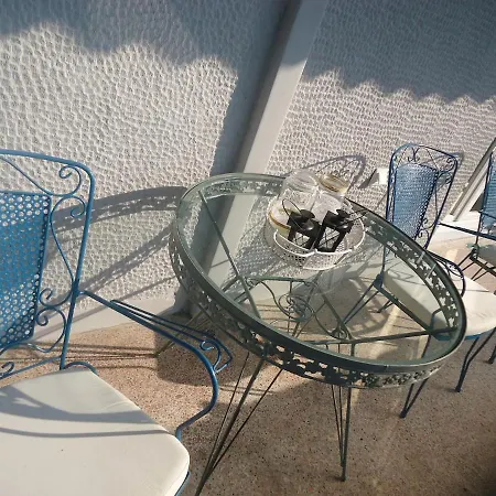 Spacious 3bd Flat Next To The Center Апартаменты *